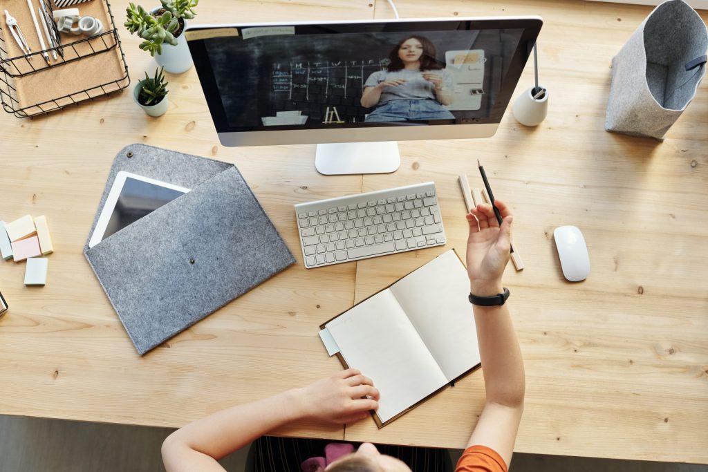 Evde Ek İş Yaparak Para Kazanmak online-egitim-verme